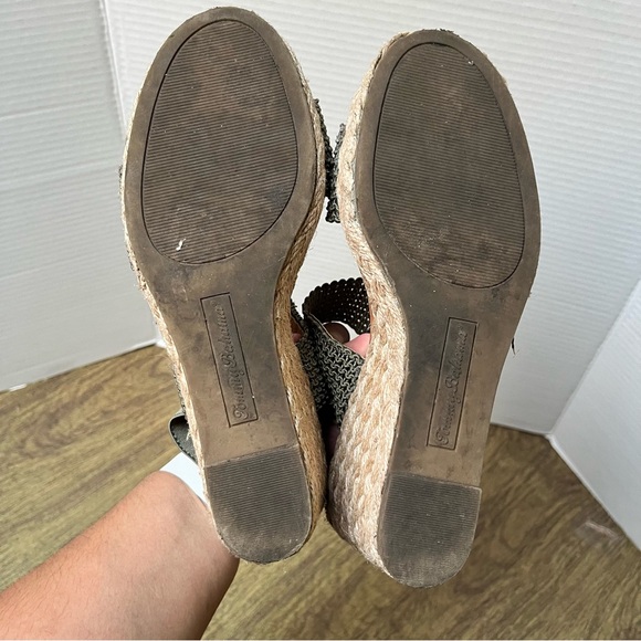 Tommy Bahama Sakura Back Strap Sage Green Wedge Sandals Size 7.5 - Picture 8 of 15